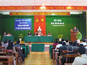Hội nghị Cán bộ - Viên chức - tháng 01/2012